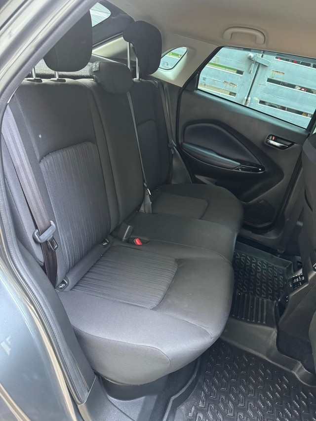 Second-hand 2024 Maruti Suzuki Baleno Alpha AMT for sale in Chennai-10