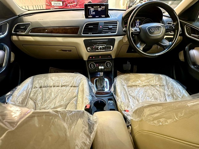 Second-hand 2017 Audi Q3 30 TFSI Premium FWD for sale in New Delhi-8