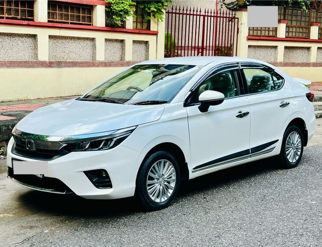 Second-hand 2021 Honda City V MT for sale in New Delhi-10
