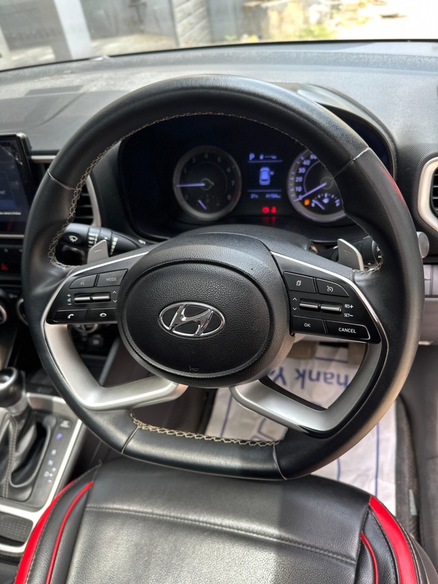 Second-hand 2020 Hyundai Venue SX Plus Turbo DCT for sale in Chennai-9