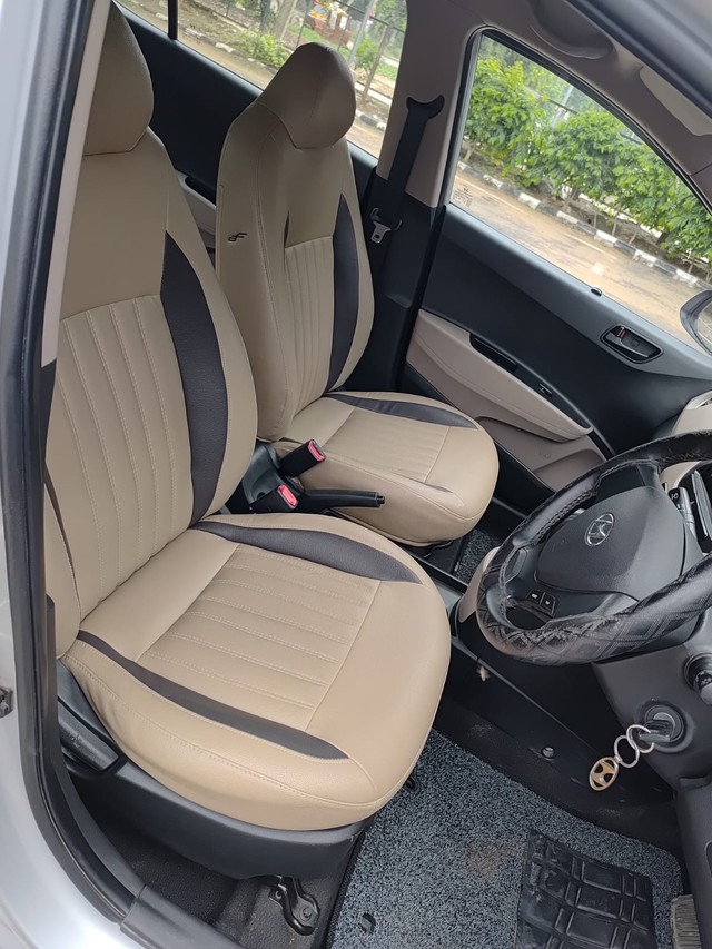 Hyundai Grand i10 1.2 Kappa Magna AT Second-hand 2017 Hyundai Grand i10 1.2 Kappa Magna AT for sale in Gurgaon-9