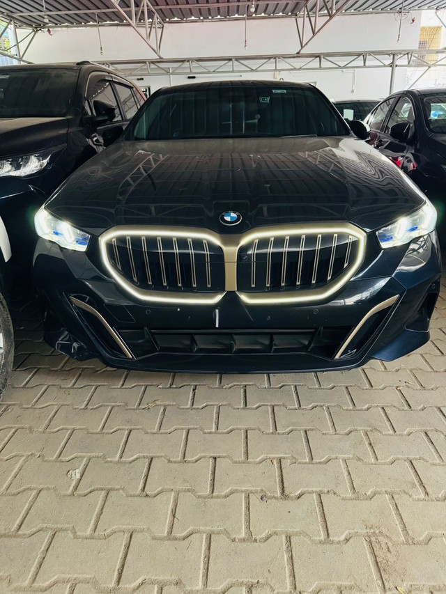 Second-hand 2024 BMW 5 Series 530Li for sale in Chennai-6