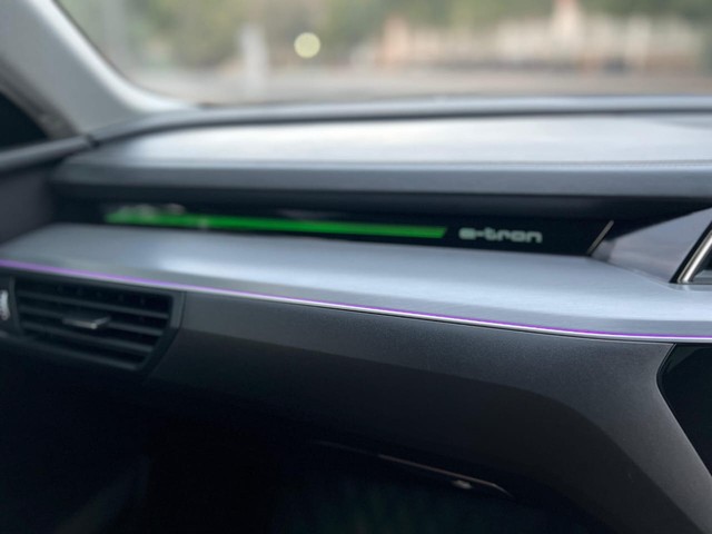 Second-hand 2021 Audi e-tron 55 Quattro for sale in New Delhi-7