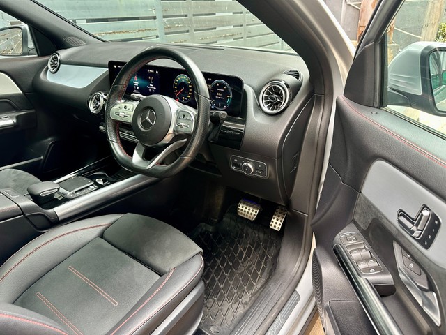 Second-hand 2022 Mercedes-Benz GLA 220d 4M BSVI for sale in Chennai-5