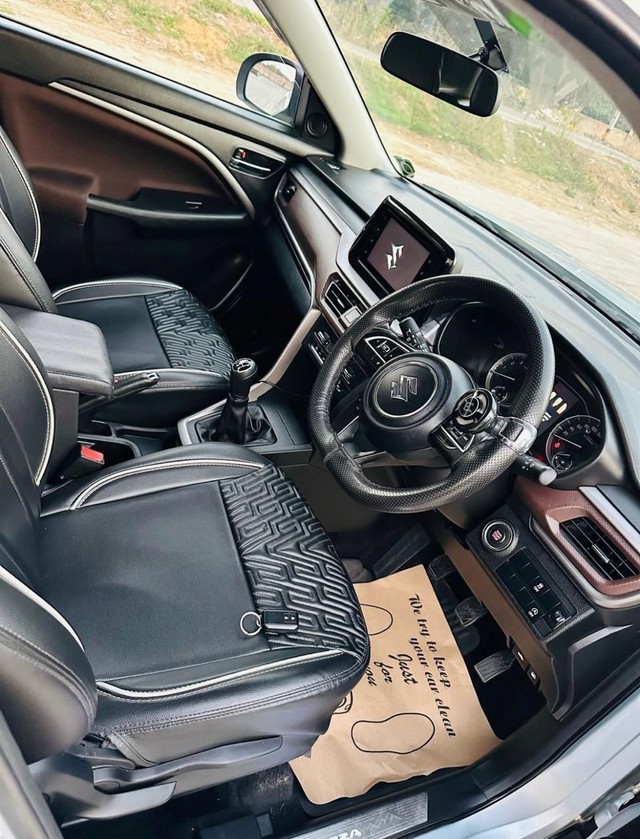 Second-hand 2022 Maruti Suzuki Brezza Zxi BSVI for sale in New Delhi-8