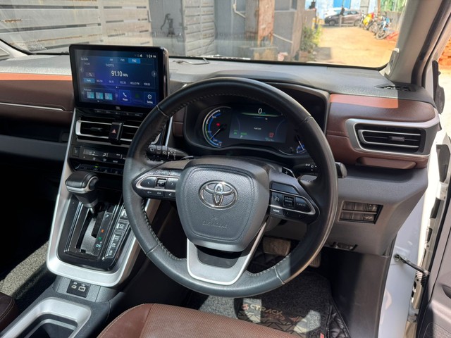 Second-hand 2023 Toyota Innova Hycross ZX Hybrid BSVI for sale in Chennai-9