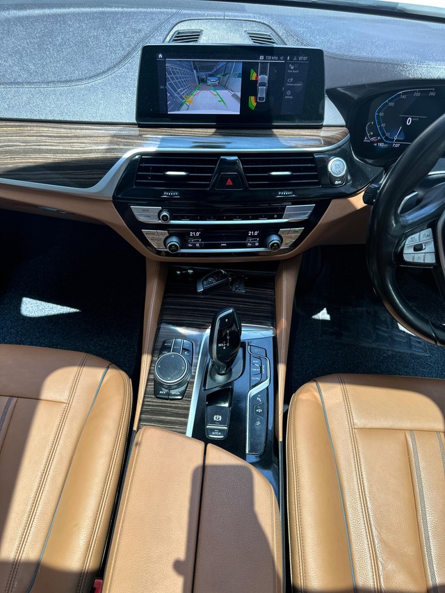 Second-hand 2020 BMW 6 Series GT 620d Luxury Line 2019-2021 for sale in Chennai-10