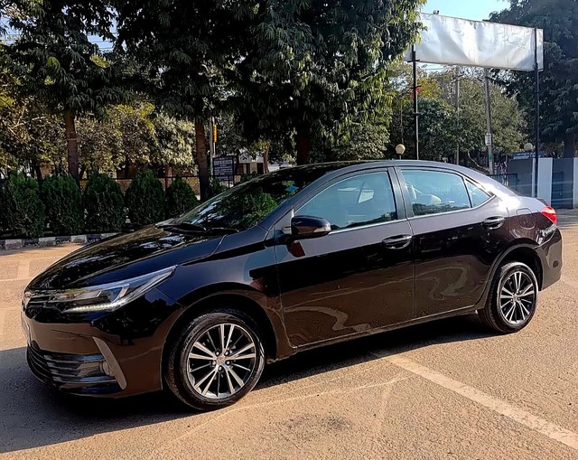 Second-hand 2018 Toyota Corolla Altis 1.8 VL CVT for sale in Gurgaon-8
