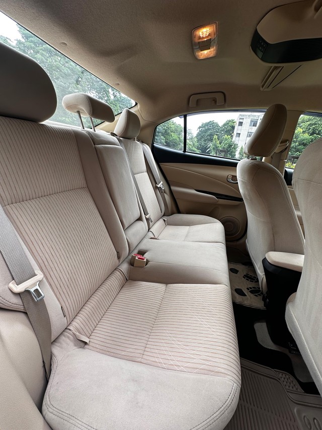 Second-hand 2018 Toyota Yaris G CVT BSIV for sale in New Delhi-9