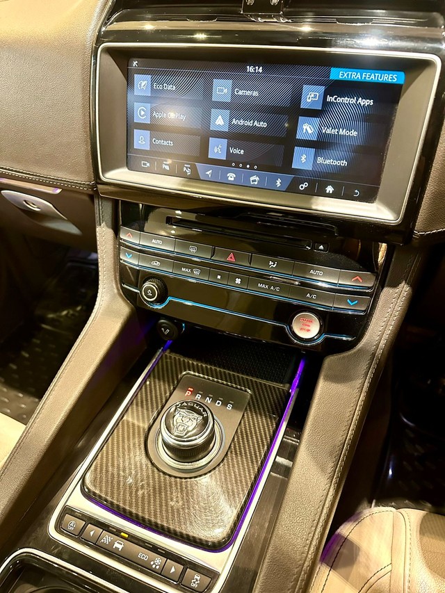 Second-hand 2019 Jaguar F-Pace Prestige 2.0 Petrol for sale in New Delhi-11