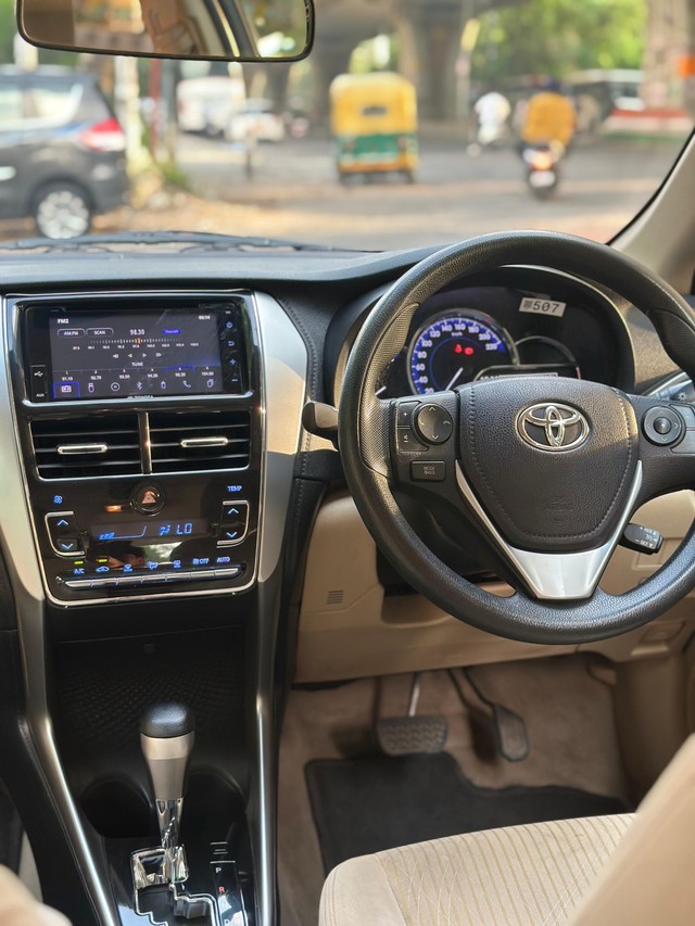 Second-hand 2018 Toyota Yaris G CVT BSIV for sale in New Delhi-11