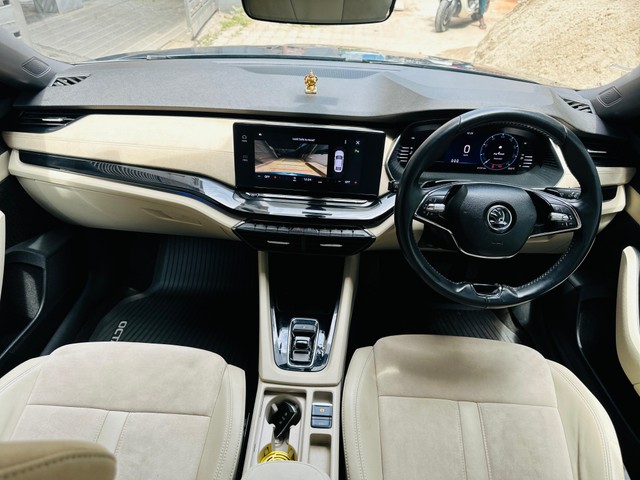 Second-hand 2022 Skoda Octavia Style for sale in Chennai-4