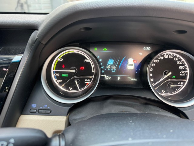 Toyota Camry 2.5 Hybrid BSVI Second-hand 2022 Toyota Camry 2.5 Hybrid BSVI for sale in Chennai-8