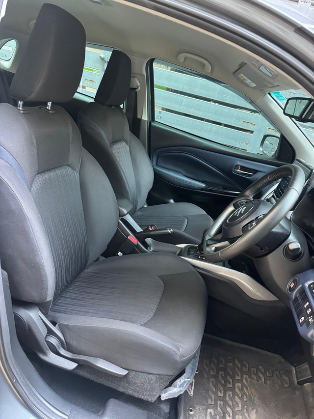 Second-hand 2024 Maruti Suzuki Baleno Alpha AMT for sale in Chennai-9