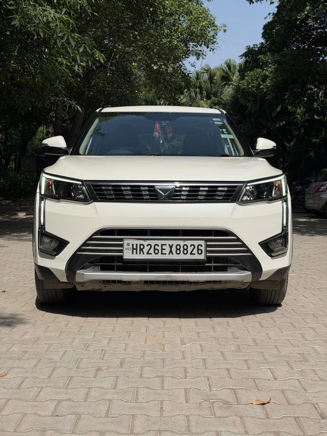 Mahindra XUV300 W8 डीजल बीएस6 Second-hand 2022 Mahindra XUV300 W8 डीजल बीएस6 for sale in New Delhi