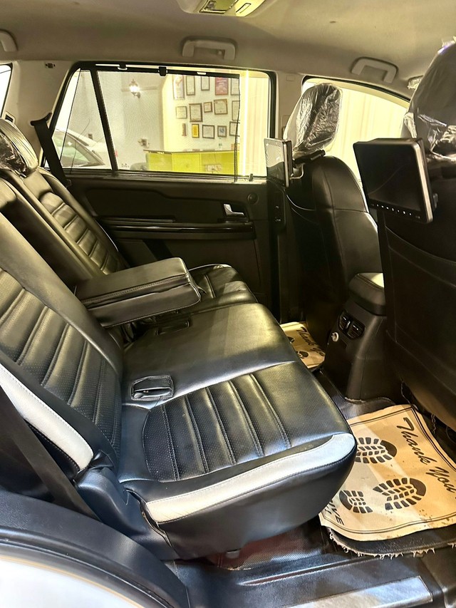 Second-hand 2017 Tata Hexa XT for sale in New Delhi-5