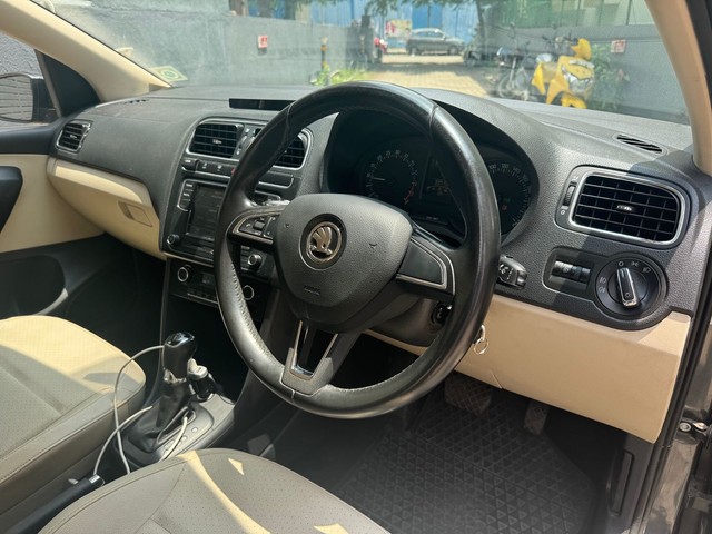 Second-hand 2017 Skoda Rapid 1.5 TDI AT Style BSIV for sale in Chennai-5