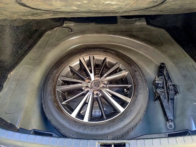 Second-hand 2018 Toyota Corolla Altis 1.8 VL CVT for sale in Gurgaon-4