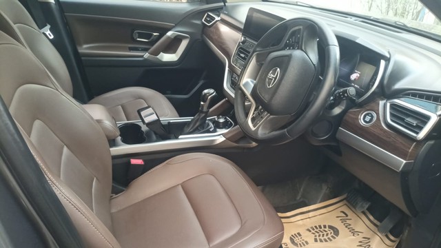 Second-hand 2022 Tata Harrier XZA Plus AT BSVI for sale in Chennai-6