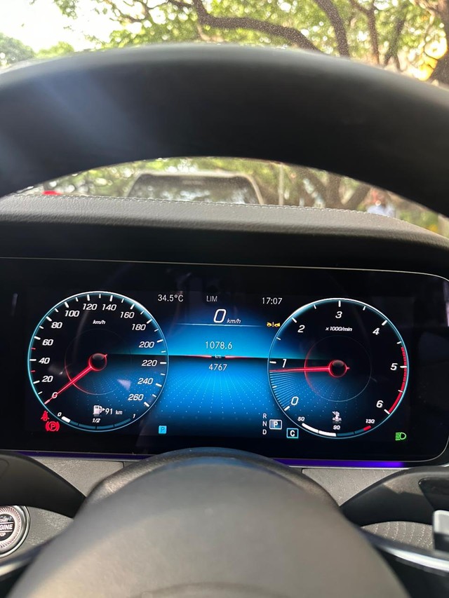 Mercedes-Benz E-Class E 220d Second-hand 2024 Mercedes-Benz E-Class E 220d for sale in Chennai-2