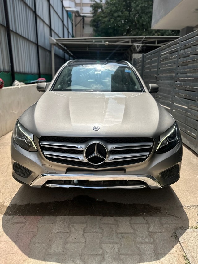 Second-hand 2019 Mercedes-Benz GLC 220d 4MATIC for sale in Chennai-1