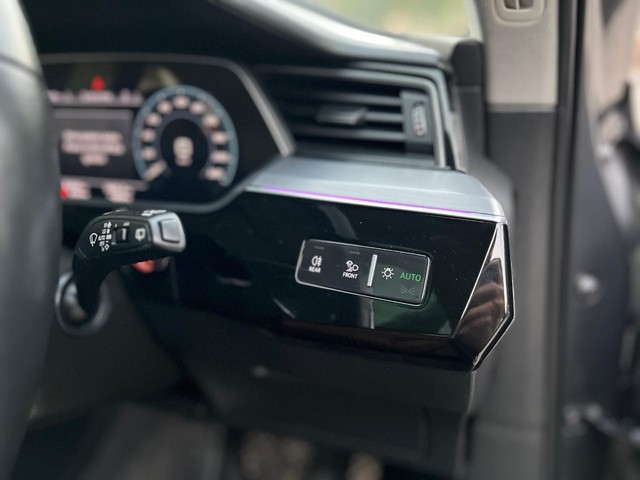 Second-hand 2021 Audi e-tron 55 Quattro for sale in New Delhi-10