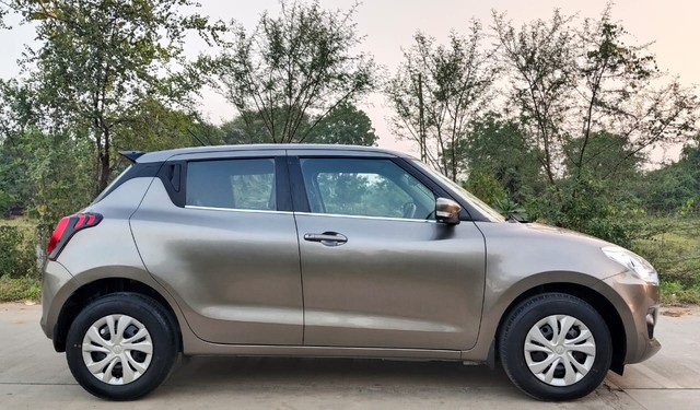 Second-hand 2022 Maruti Swift VXI BSVI for sale in Ahmedabad-1