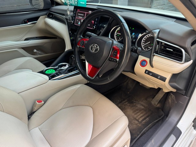 Toyota Camry 2.5 Hybrid BSVI Second-hand 2022 Toyota Camry 2.5 Hybrid BSVI for sale in Chennai-10