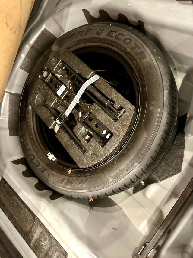 Second-hand 2022 Skoda Slavia 1.0 TSI Style AT BSVI for sale in New Delhi-8