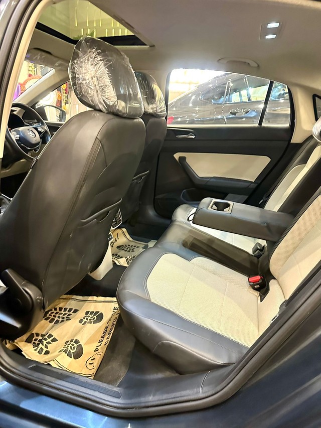 Second-hand 2022 Skoda Slavia 1.0 TSI Style AT BSVI for sale in New Delhi-15