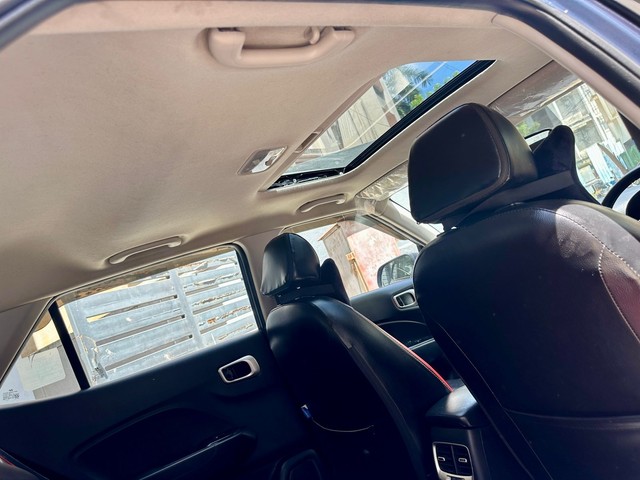 Second-hand 2020 Hyundai Venue SX Plus Turbo DCT for sale in Chennai-12