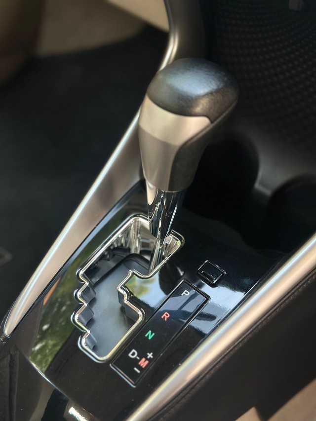 Second-hand 2018 Toyota Yaris G CVT BSIV for sale in New Delhi-15