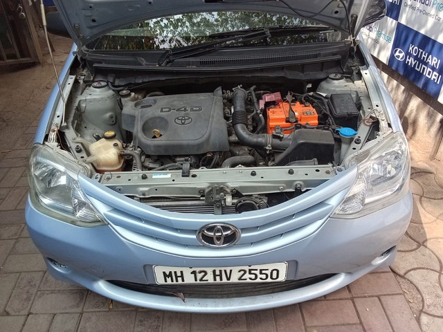 Second-hand 2012 Toyota Etios Liva GD for sale in Pune-6