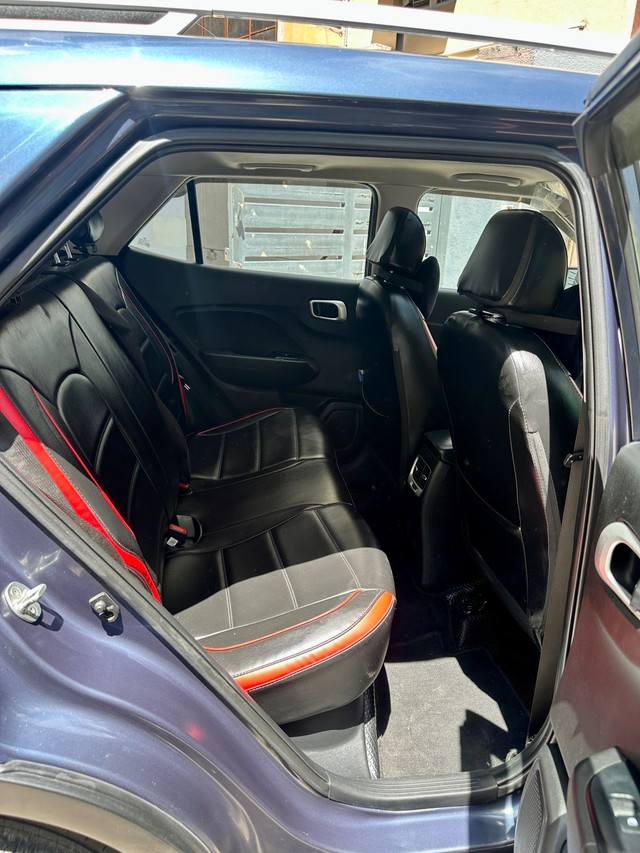 Second-hand 2020 Hyundai Venue SX Plus Turbo DCT for sale in Chennai-14