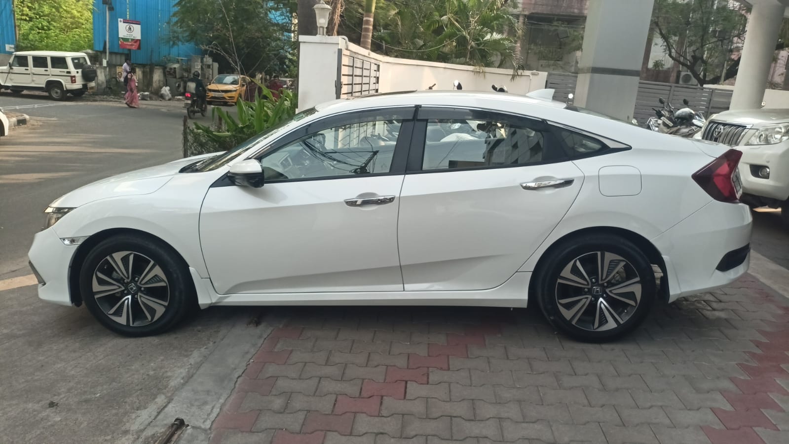 1 Used Honda Civic Cars in Annur from ₹16 Lakh - Second Hand Cars