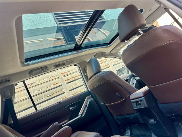 Second-hand 2025 Toyota Innova Hycross ZX(O) Hybrid for sale in Chennai-9