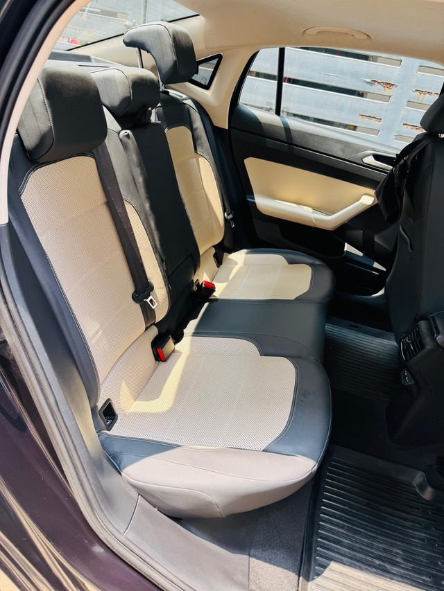 Second-hand 2024 Volkswagen Virtus Topline AT for sale in Chennai-11