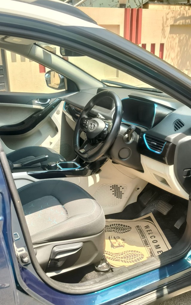 Second-hand 2021 Tata Nexon EV XZ Plus for sale in Bangalore-4