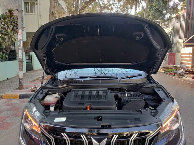 Second-hand 2022 Mahindra XUV700 AX5 7 Str BSVI for sale in Bangalore-4