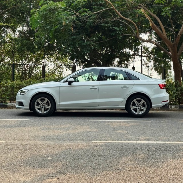 Second-hand 2019 Audi A3 35 TFSI Premium for sale in New Delhi-3