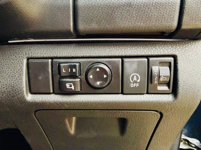 Second-hand 2023 Isuzu V-Cross 4x4 Z BSVI for sale in Mumbai-8