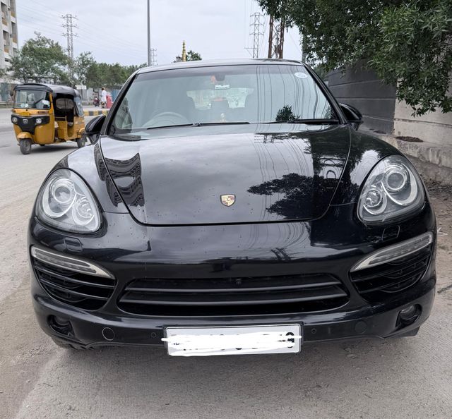 Porsche Cayenne डीजल Second-hand 2010 Porsche Cayenne डीजल for sale in Hyderabad