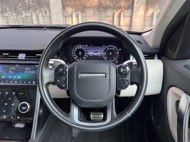 Second-hand 2020 Land Rover Discovery Sport Dynamic SE for sale in Mumbai-8
