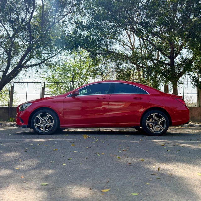 Second-hand 2018 Mercedes-Benz CLA 200 CGI Sport for sale in New Delhi-3
