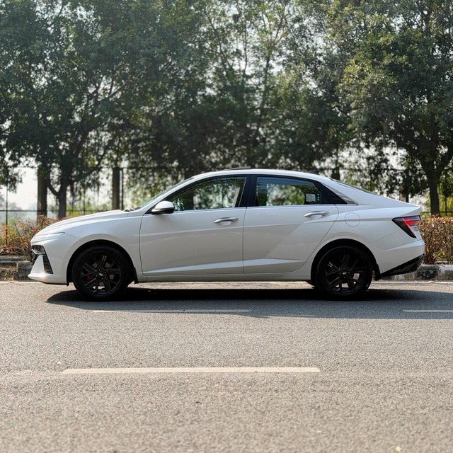 Second-hand 2023 Hyundai Verna SX Opt Turbo for sale in New Delhi-4