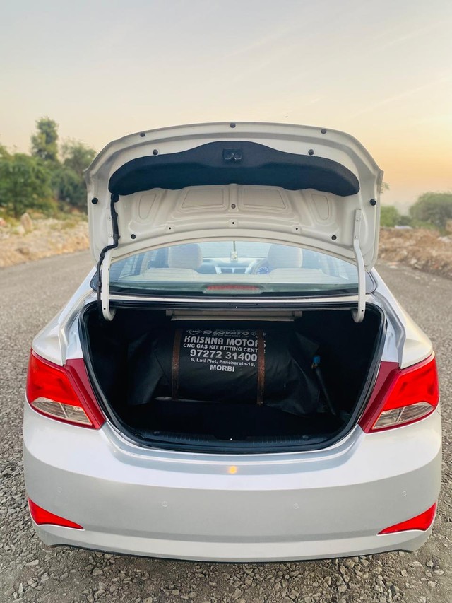 Second-hand 2015 Hyundai Verna 1.6 VTVT S for sale in Ahmedabad-14