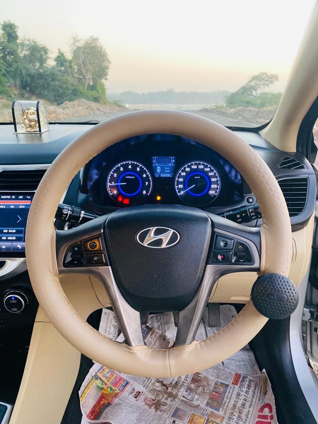 Second-hand 2015 Hyundai Verna 1.6 VTVT S for sale in Ahmedabad-12