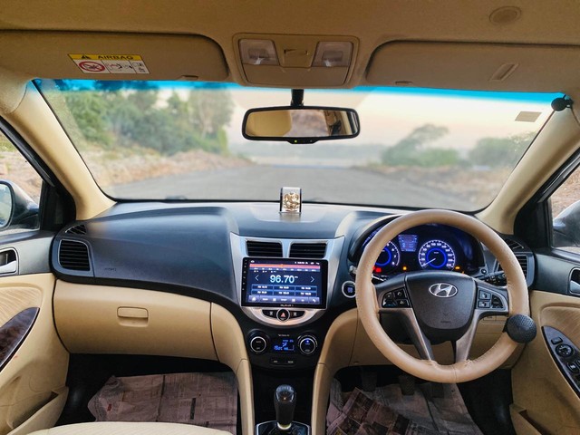 Second-hand 2015 Hyundai Verna 1.6 VTVT S for sale in Ahmedabad-15