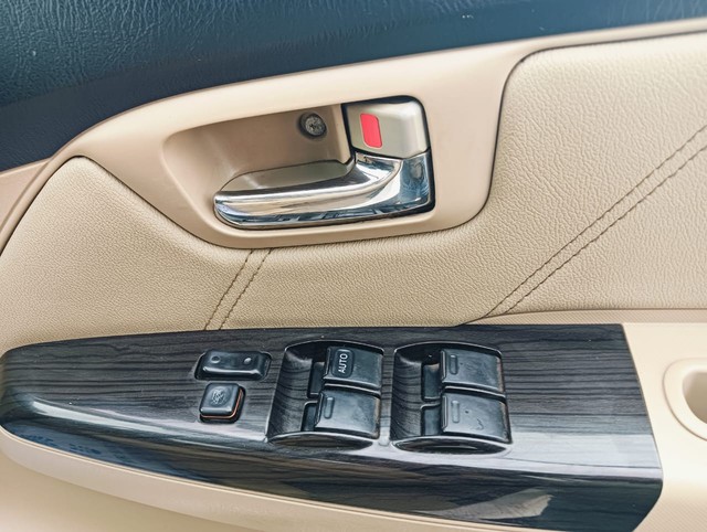 Second-hand 2015 Toyota Fortuner 4x2 Manual for sale in Ahmedabad-6