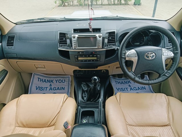 Second-hand 2015 Toyota Fortuner 4x2 Manual for sale in Ahmedabad-12